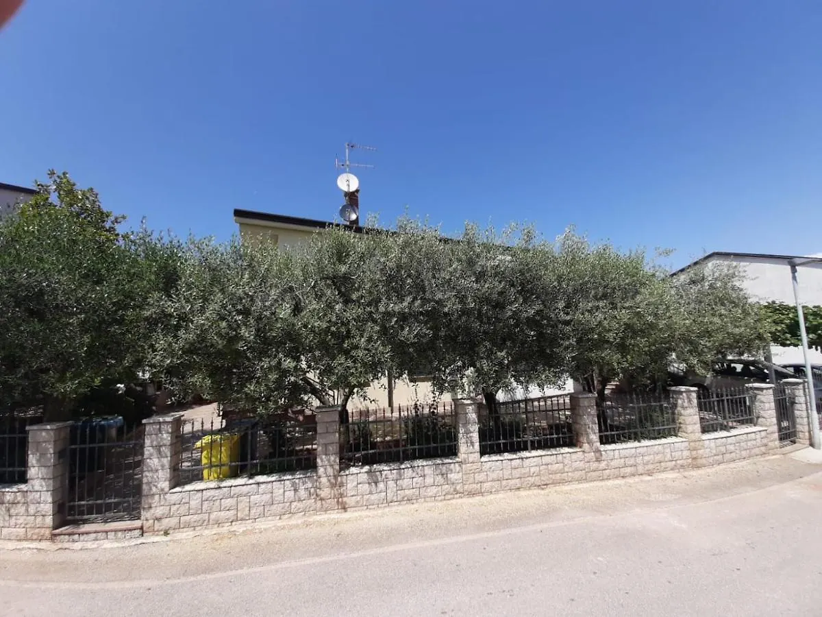Norma 1 Apartment Novigrad